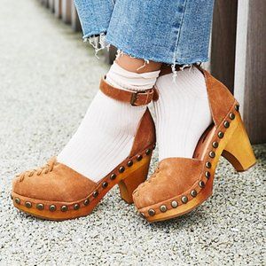 Jeffrey Campbell for Free People Daubs Clogs